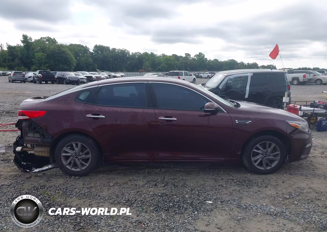 2020 Kia Optima Lx VIN:5XXGT4L30LG391768 - 13