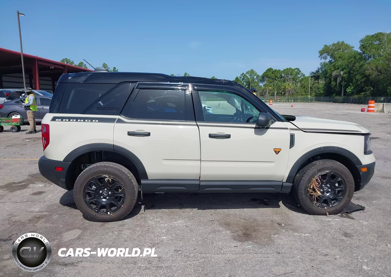 2025 Ford Bronco Sport Badlands VIN:3FMCR9DA7SRF01749 - 13