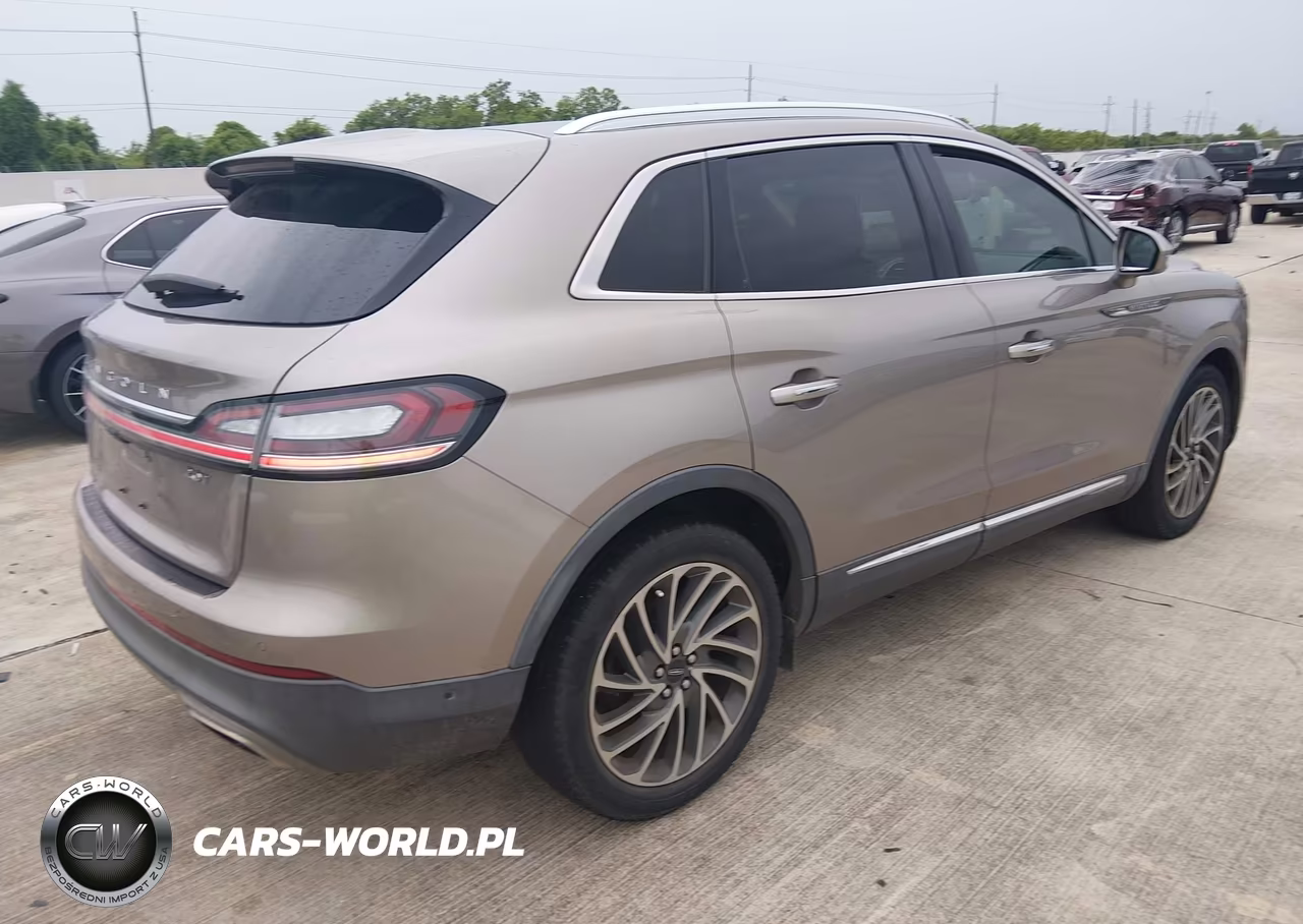 2020 Lincoln Nautilus Reserve VIN:2LMPJ6K9XLBL04532 - 4