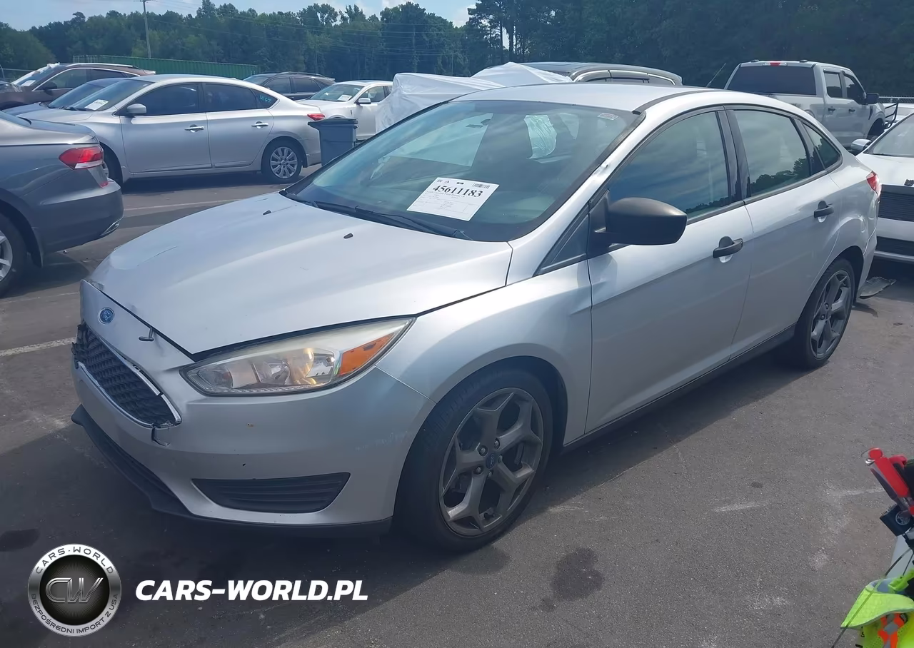2017 Ford Focus S VIN:1FADP3E27HL317024 - 2