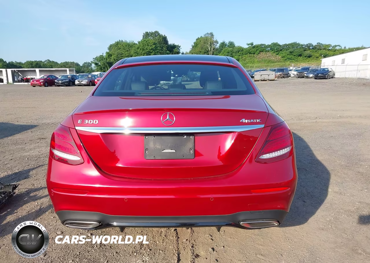 2018 Mercedes-Benz E 300 4Matic VIN:WDDZF4KB5JA486303 - 17