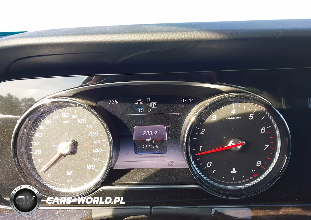 2018 Mercedes-Benz E 300 4Matic VIN:WDDZF4KB5JA486303 - 7