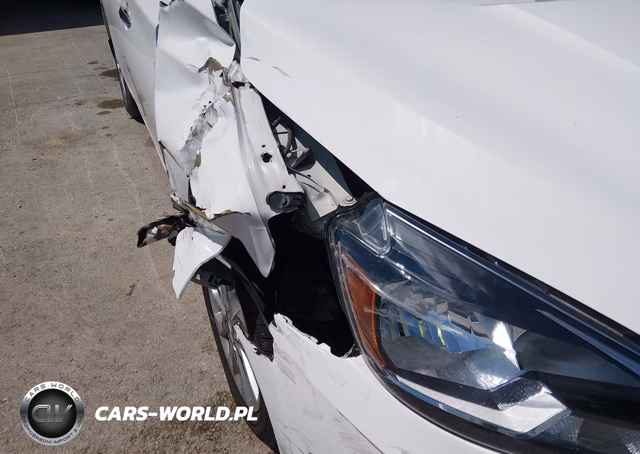 2018 Nissan Sentra Sv VIN:3N1AB7AP0JL623788 - 6