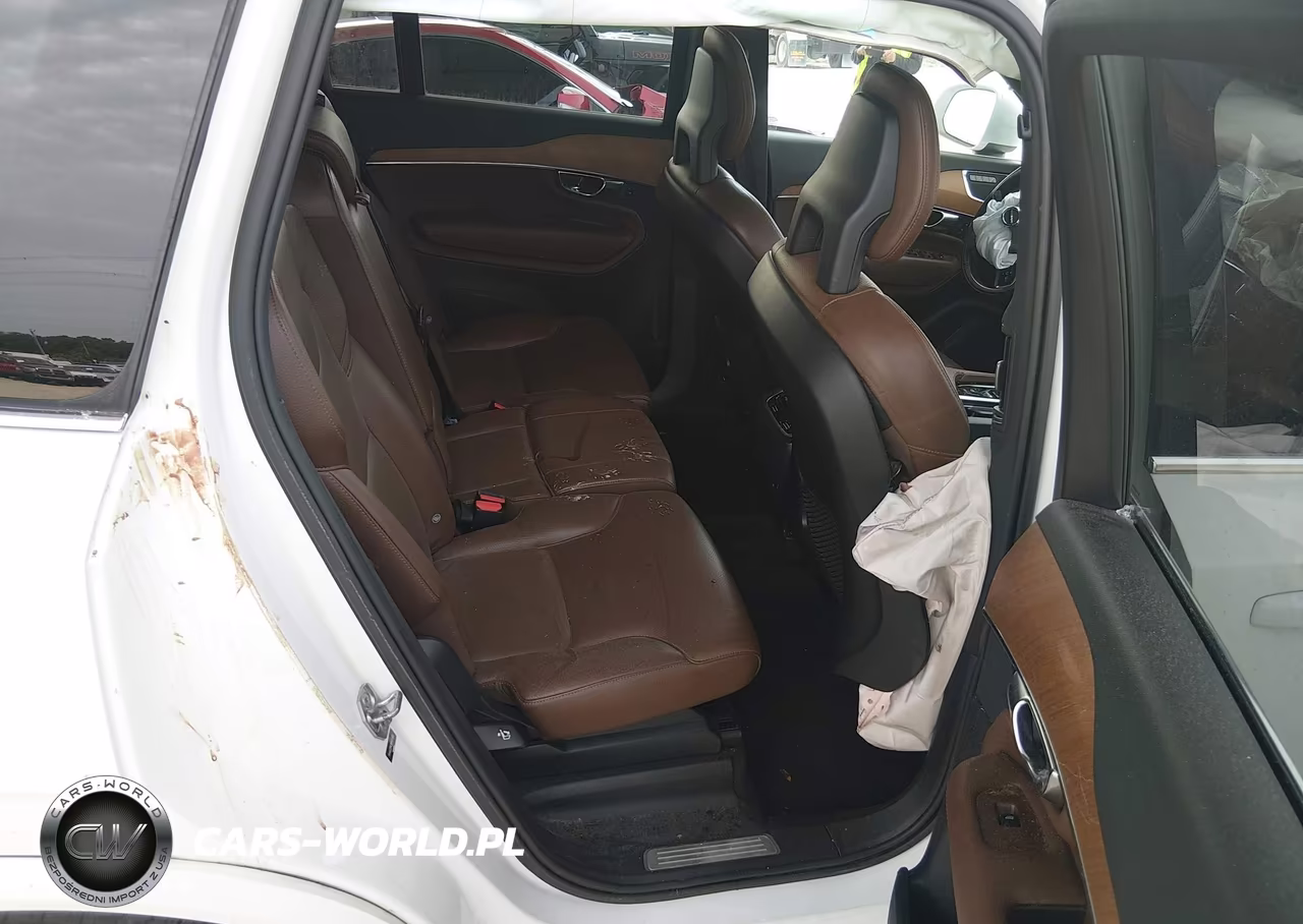 2021 Volvo Xc90 T6 Momentum 7 Passenger VIN:YV4A22PK9M1681905 - 8