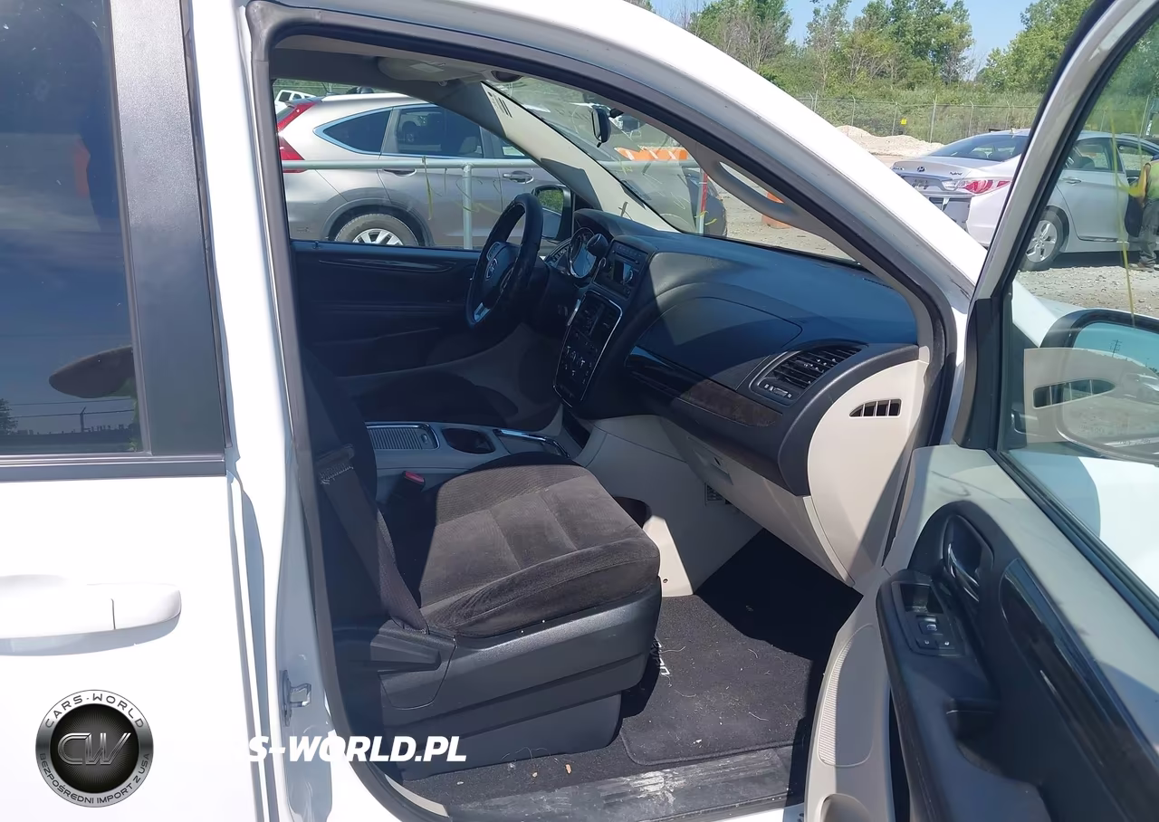 2016 Dodge Grand Caravan Sxt VIN:2C4RDGCG4GR354875 - 5