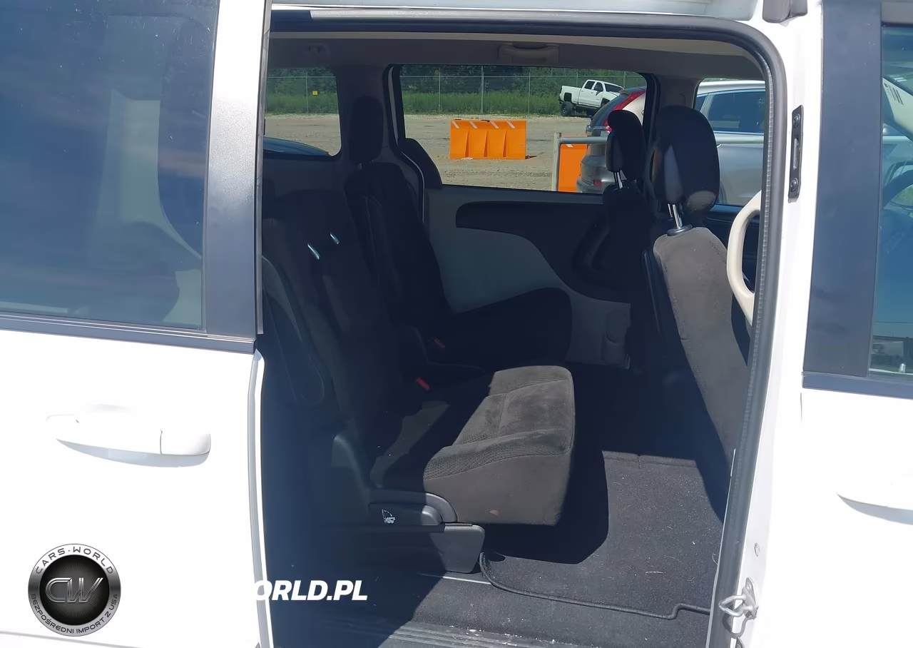 2016 Dodge Grand Caravan Sxt VIN:2C4RDGCG4GR354875 - 8