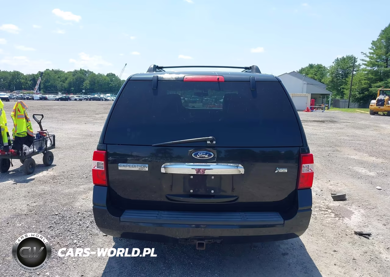 2013 Ford Expedition Limited VIN:1FMJU2A56DEF23039 - 17
