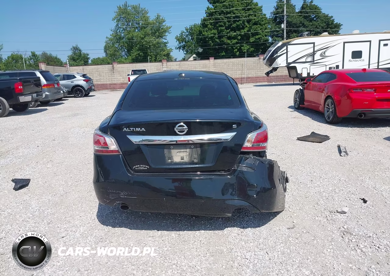 2015 Nissan Altima 2.5 S VIN:1N4AL3AP9FN879184 - 16