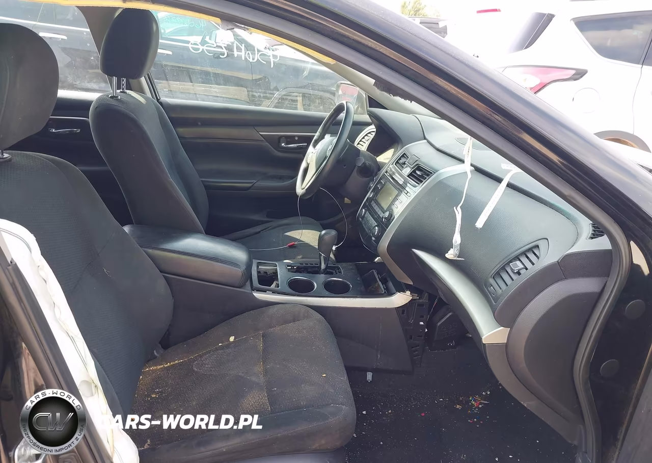 2015 Nissan Altima 2.5 S VIN:1N4AL3AP9FN879184 - 5