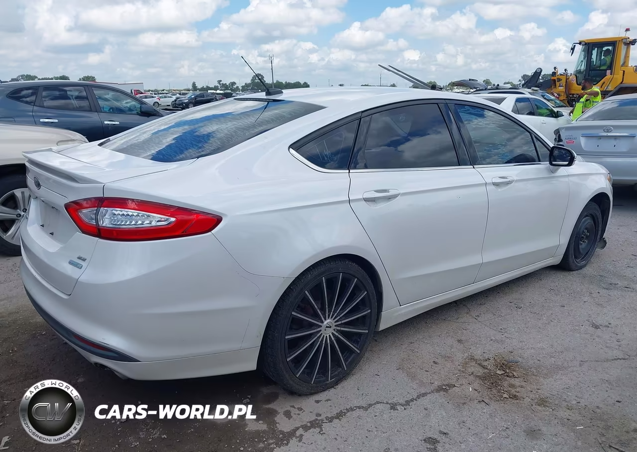 2015 Ford Fusion Se VIN:3FA6P0HD2FR189794 - 4