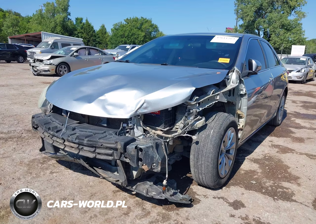2015 Toyota Camry Le VIN:4T4BF1FK1FR510544 - 2