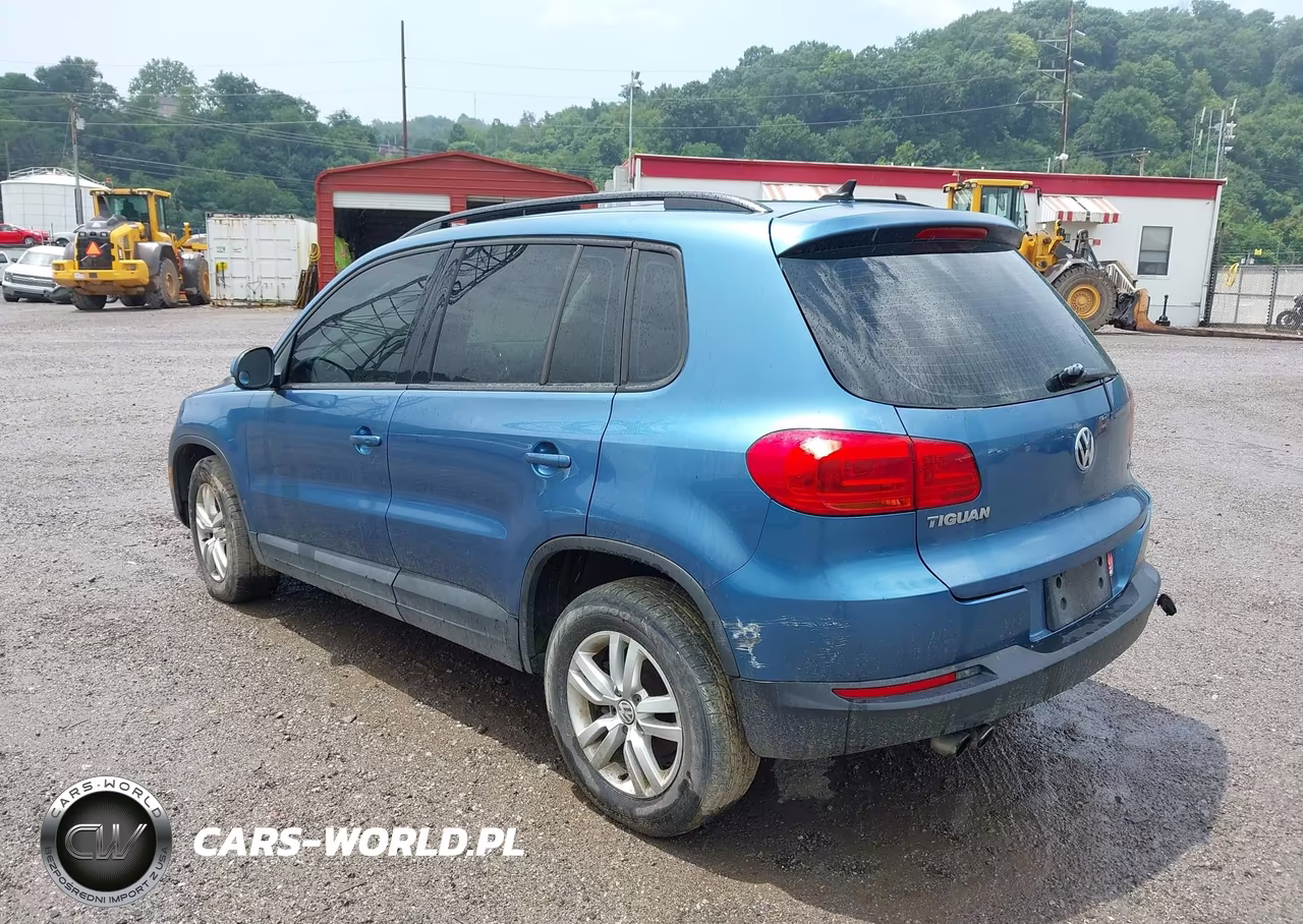 2017 Volkswagen Tiguan 2.0T-2.0T S VIN:WVGBV7AX1HK008084 - 3