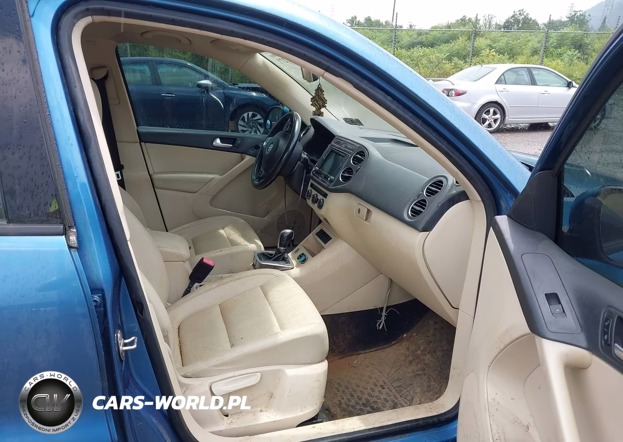 2017 Volkswagen Tiguan 2.0T-2.0T S VIN:WVGBV7AX1HK008084 - 5
