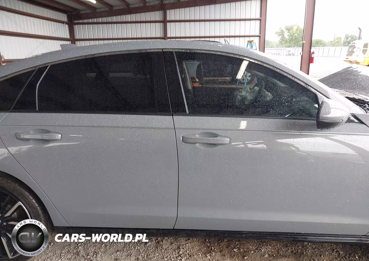 2026 Honda Accord Hybrid Touring VIN:1HGCY2F87TA016064 - 12
