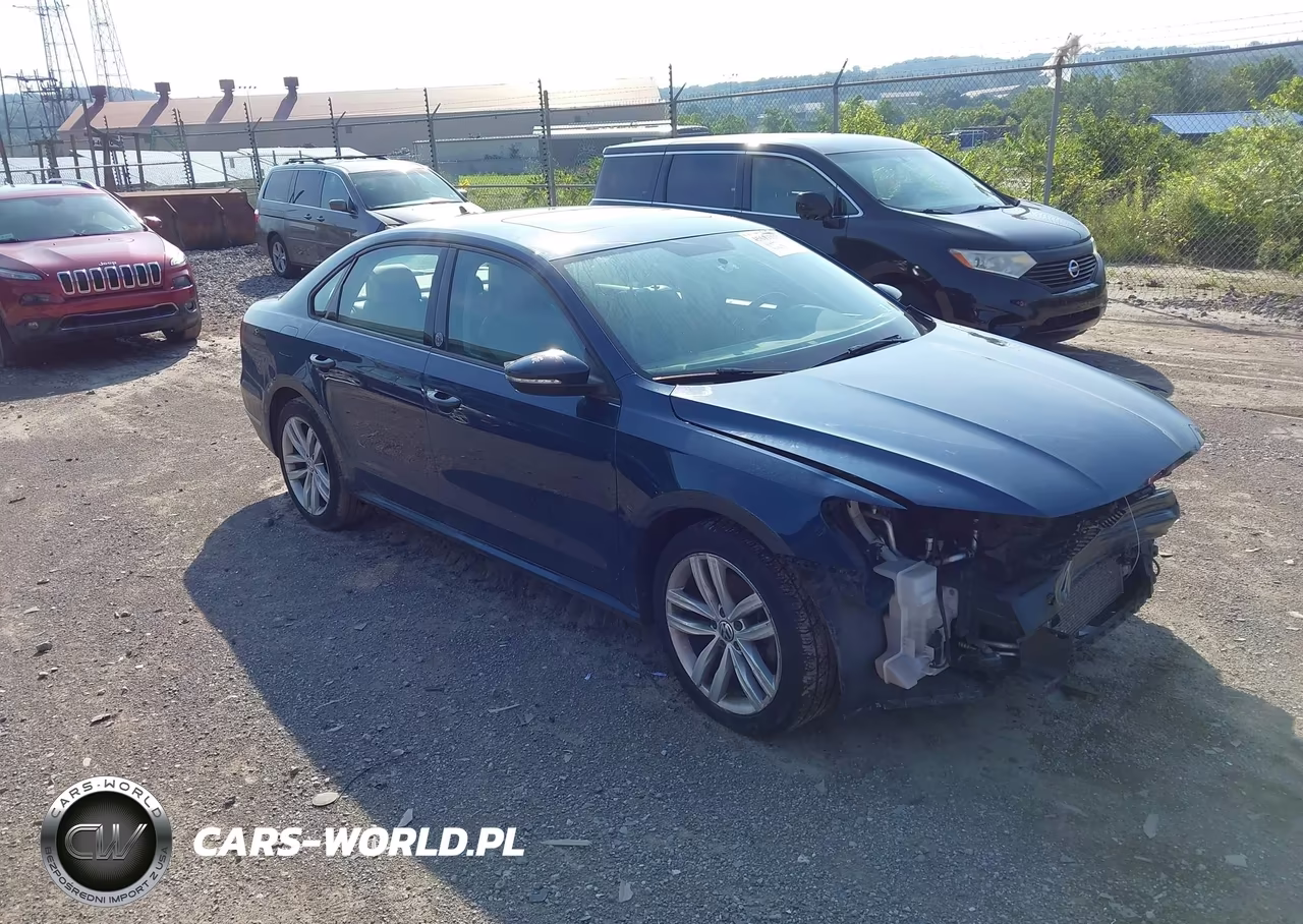 2019 Volkswagen Passat 2.0T Wolfsburg Edition – zdjęcie 1 z 17