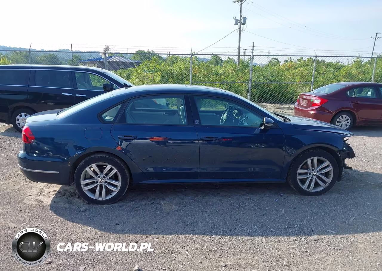 2019 Volkswagen Passat 2.0T Wolfsburg Edition VIN:1VWLA7A37KC003987 - 14