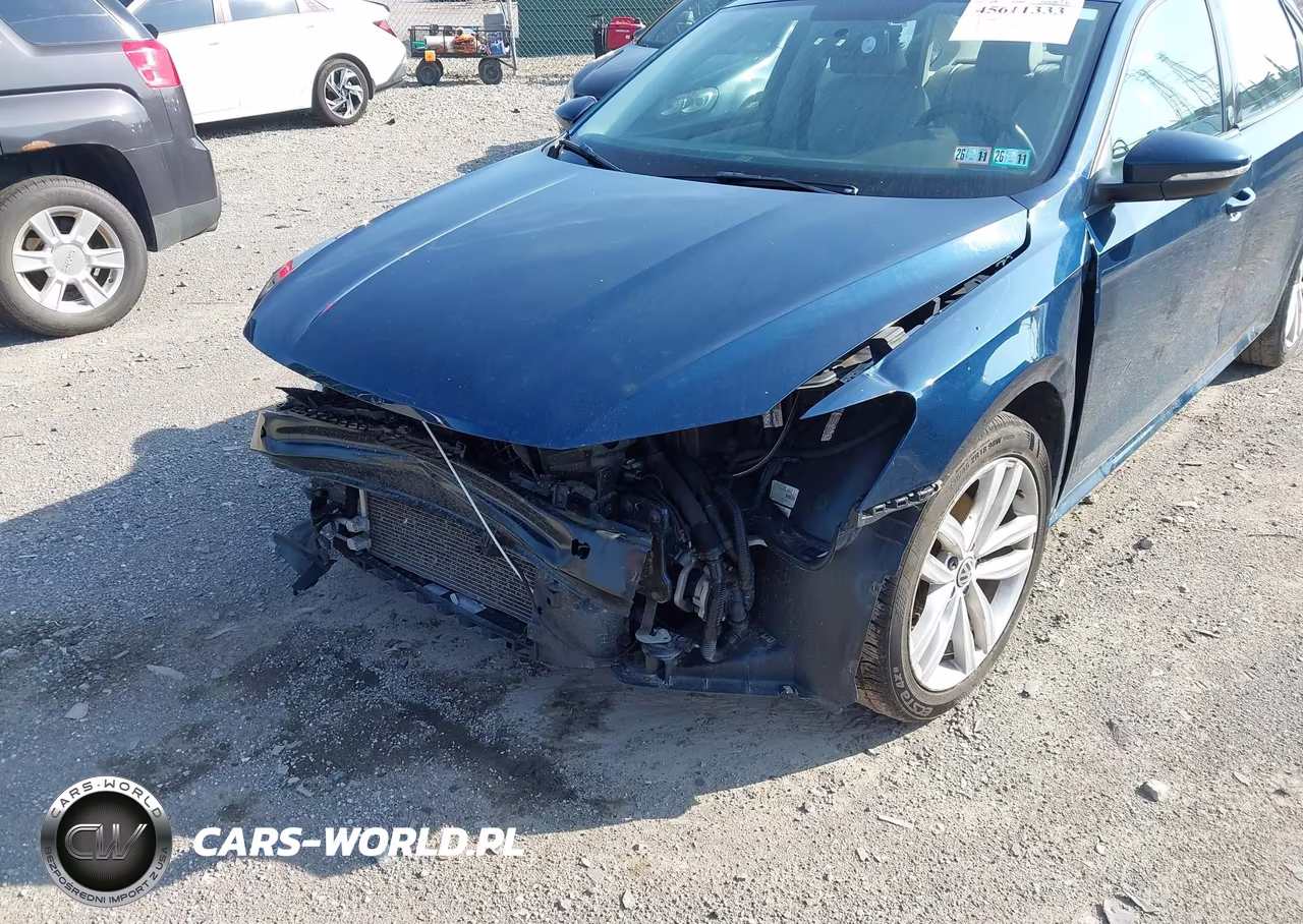 2019 Volkswagen Passat 2.0T Wolfsburg Edition VIN:1VWLA7A37KC003987 - 6