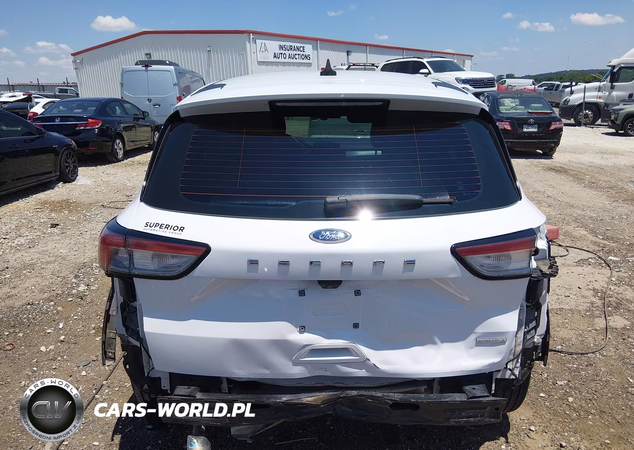2020 Ford Escape S VIN:1FMCU0F62LUB57762 - 17