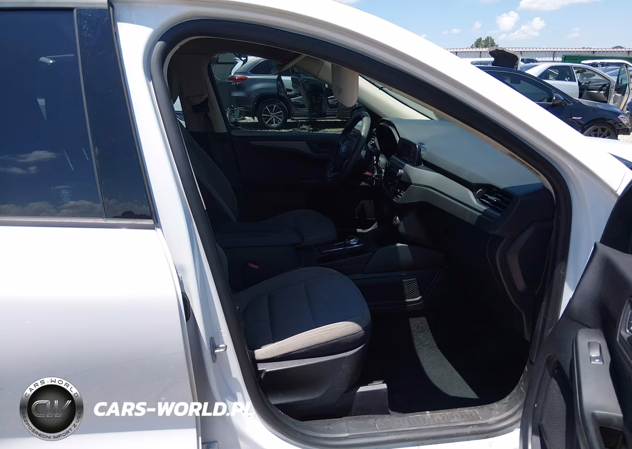 2020 Ford Escape S VIN:1FMCU0F62LUB57762 - 5