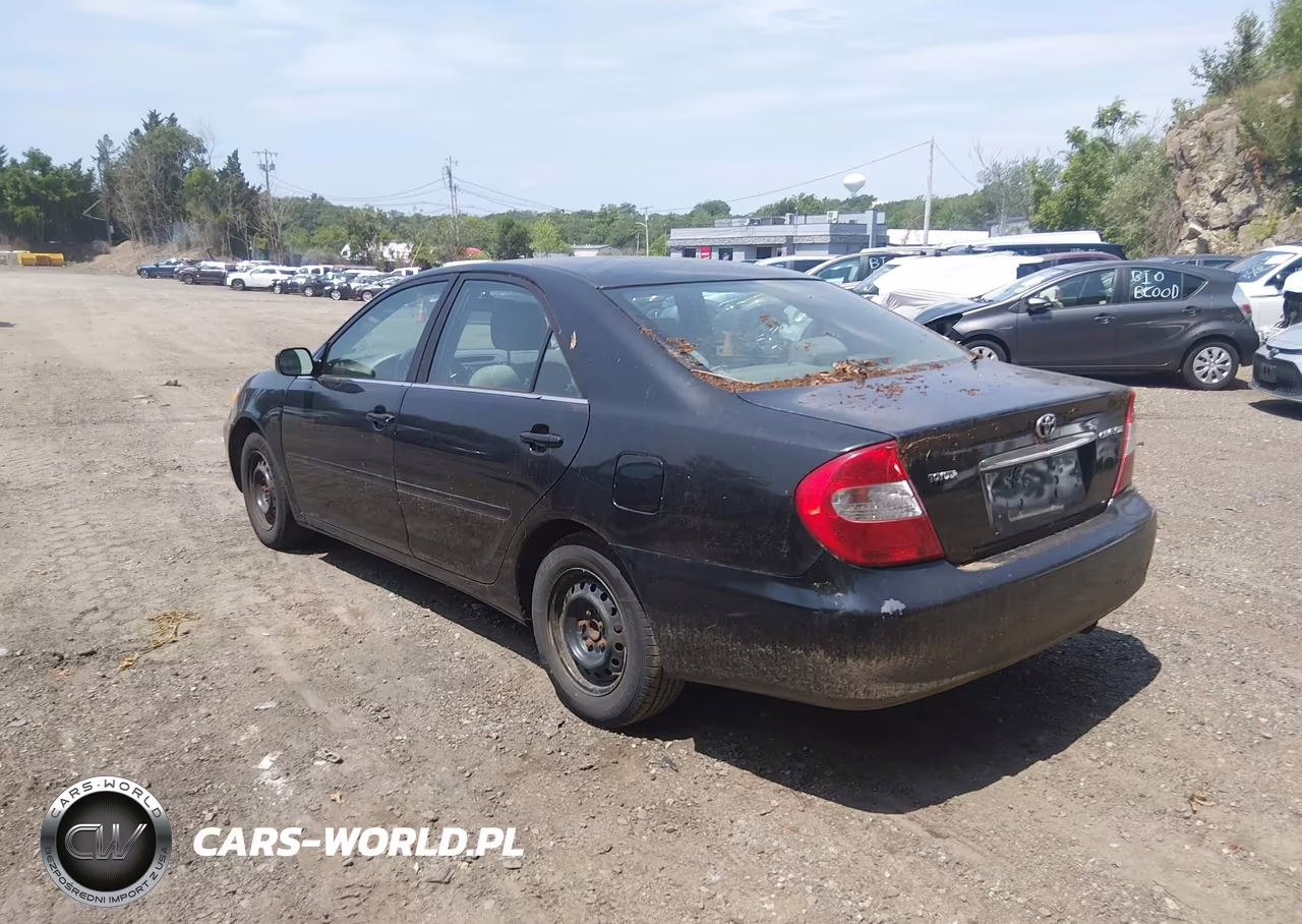 2003 Toyota Camry Le VIN:4T1BE32K03U241107 - 3