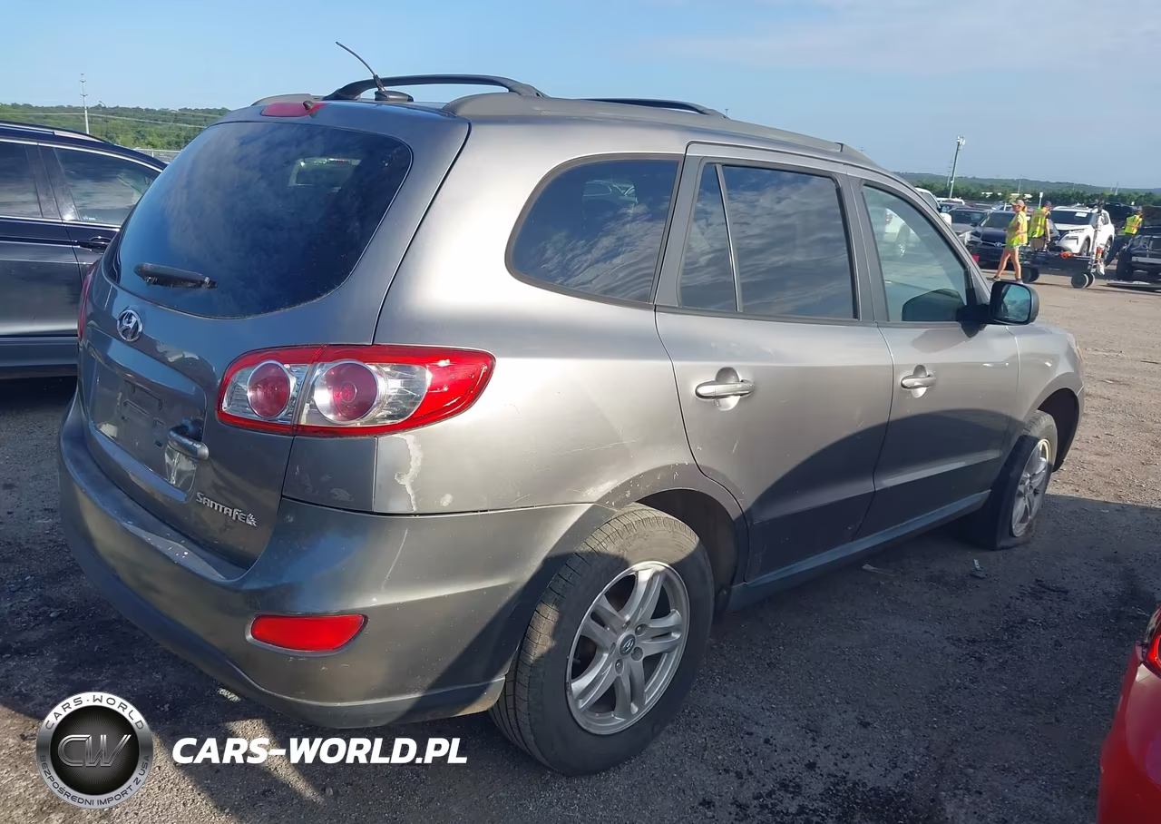 2011 Hyundai Santa Fe Gls VIN:5XYZG3AB2BG031249 - 4