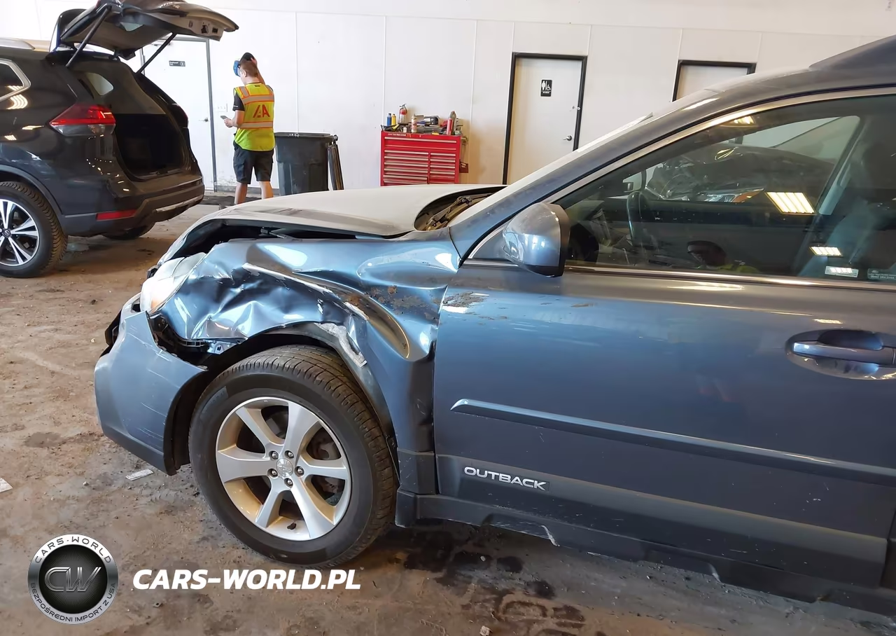 2014 Subaru Outback 3.6R Limited VIN:4S4BRDMC8E2205034 - 6