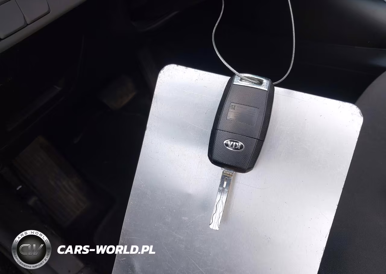 2017 Kia Soul VIN:KNDJN2A2XH7503443 - 11