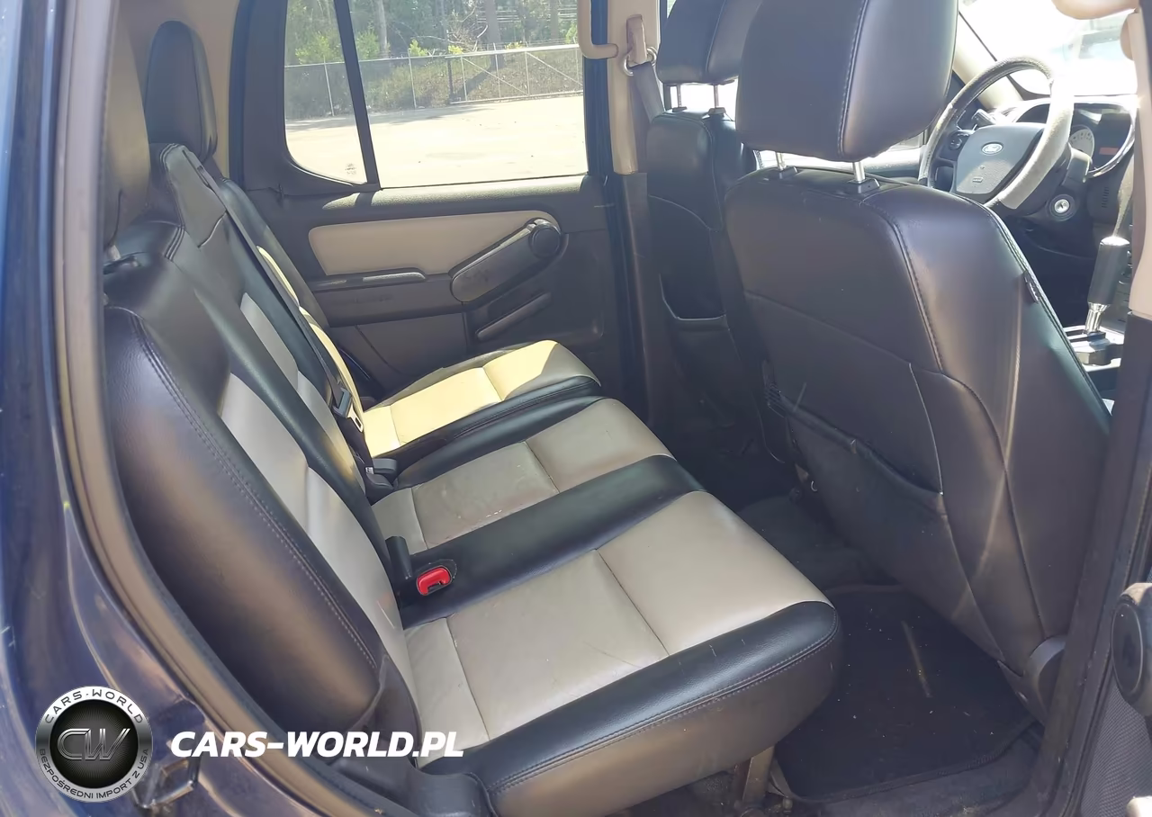 2007 Ford Explorer Sport Trac Limited VIN:1FMEU53867UA64714 - 8