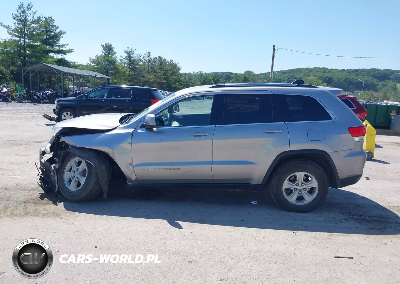 2015 Jeep Grand Cherokee Laredo VIN:1C4RJFAG8FC602333 - 14
