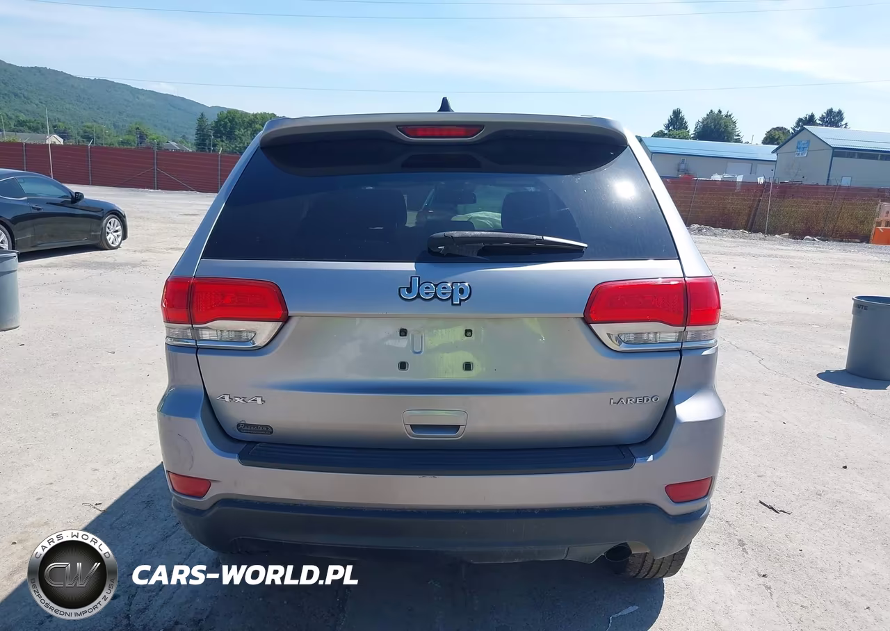 2015 Jeep Grand Cherokee Laredo VIN:1C4RJFAG8FC602333 - 16