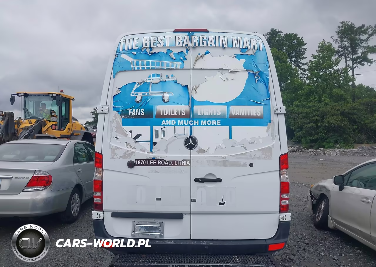 2010 Mercedes-Benz Sprinter Van 2500 VIN:WD3PE7CCXA5430731 - 16