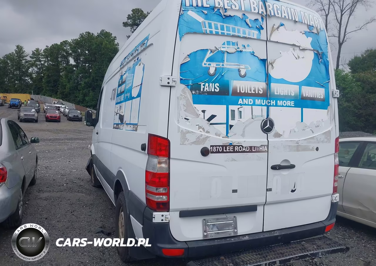 2010 Mercedes-Benz Sprinter Van 2500 VIN:WD3PE7CCXA5430731 - 3