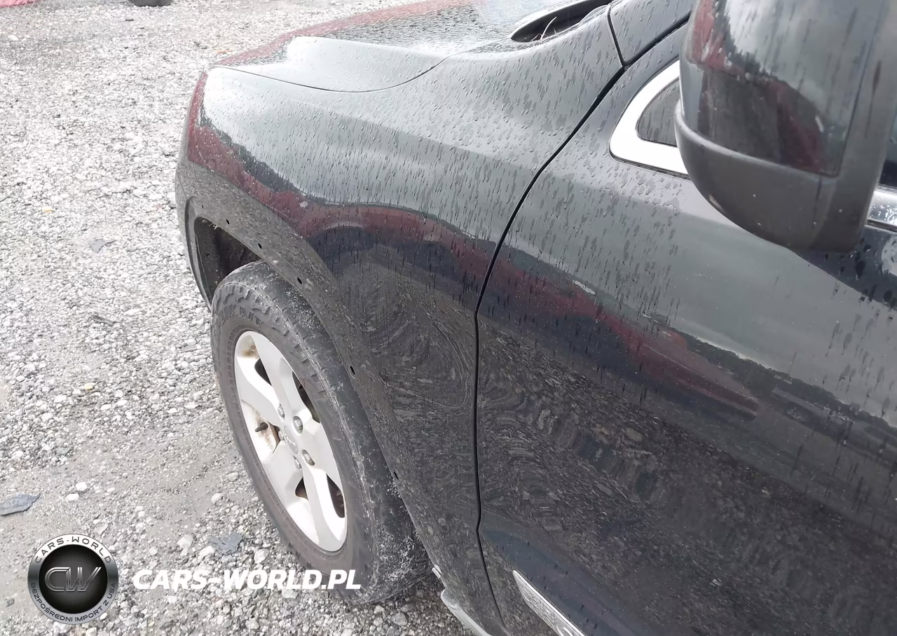 2012 Jeep Grand Cherokee Laredo VIN:1C4RJEAG8CC125358 - 14