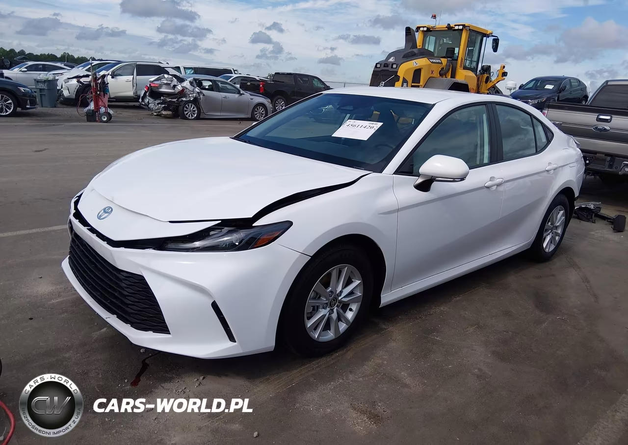 2026 Toyota Camry Le VIN:4T1DAACK1TU756835 - 2