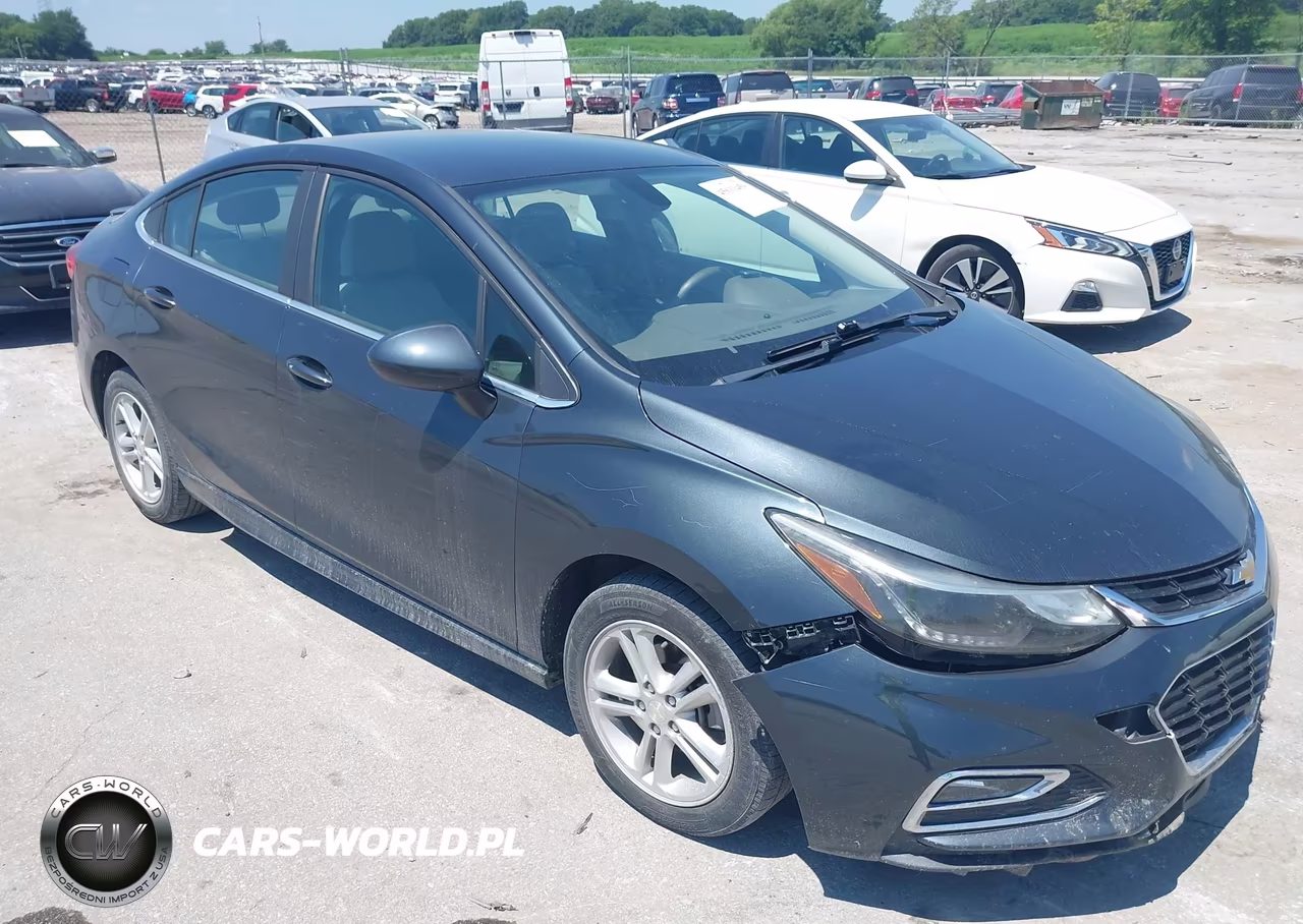 2018 Chevrolet Cruze Lt Auto – zdjęcie 1 z 16