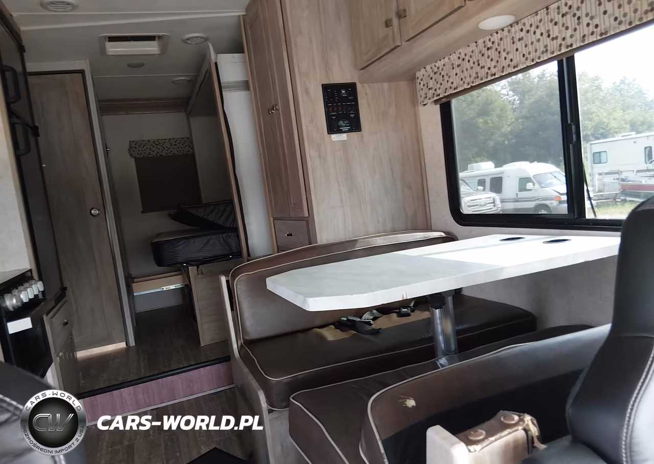 2019 Ford E-450 Cutaway VIN:1FDXE4FS6KDC06348 - 5