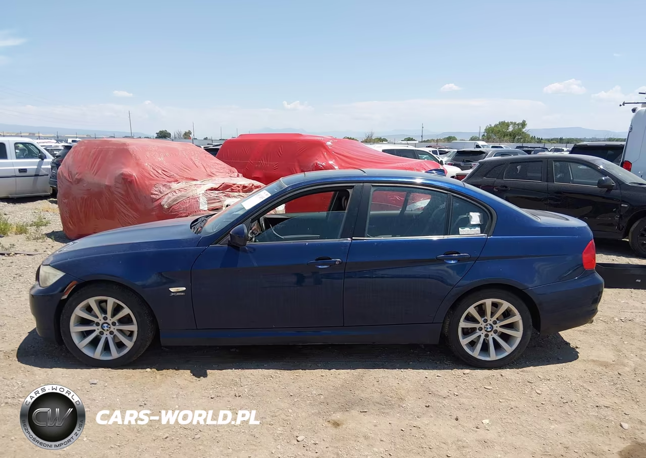 2011 BMW 328I xDrive VIN:WBAPK5C55BF125618 - 13