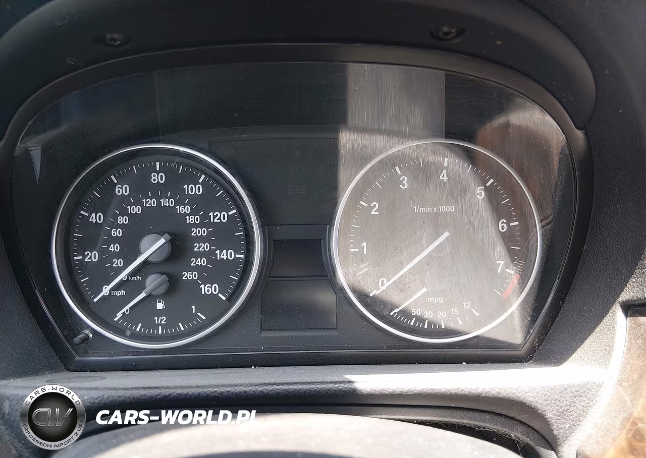 2011 BMW 328I xDrive VIN:WBAPK5C55BF125618 - 14