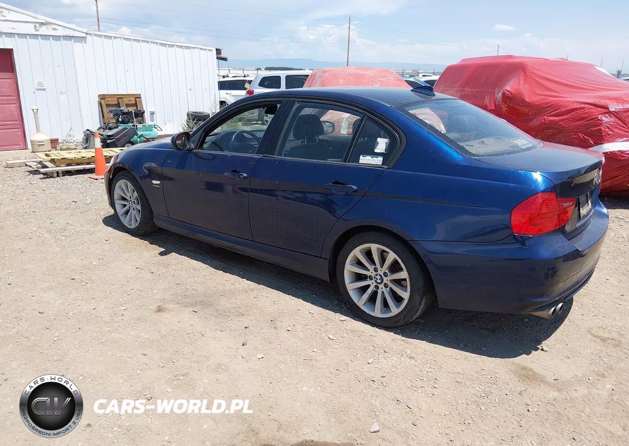 2011 BMW 328I xDrive VIN:WBAPK5C55BF125618 - 3