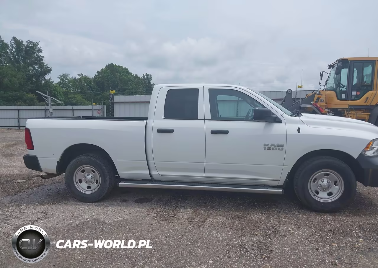 2018 Ram 1500 VIN:1C6RR6FG2JS303606 - 16