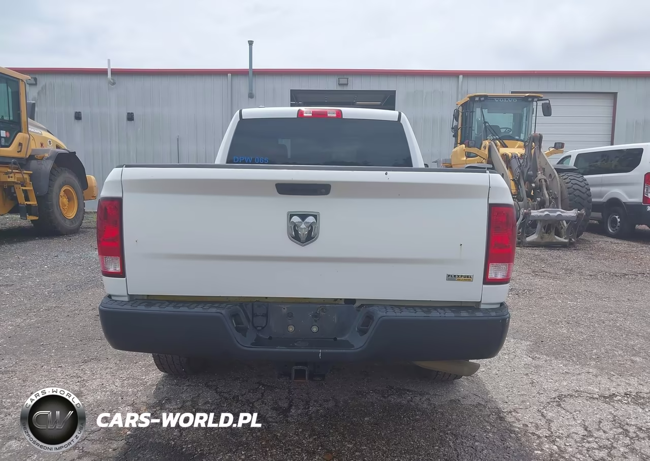 2018 Ram 1500 VIN:1C6RR6FG2JS303606 - 19