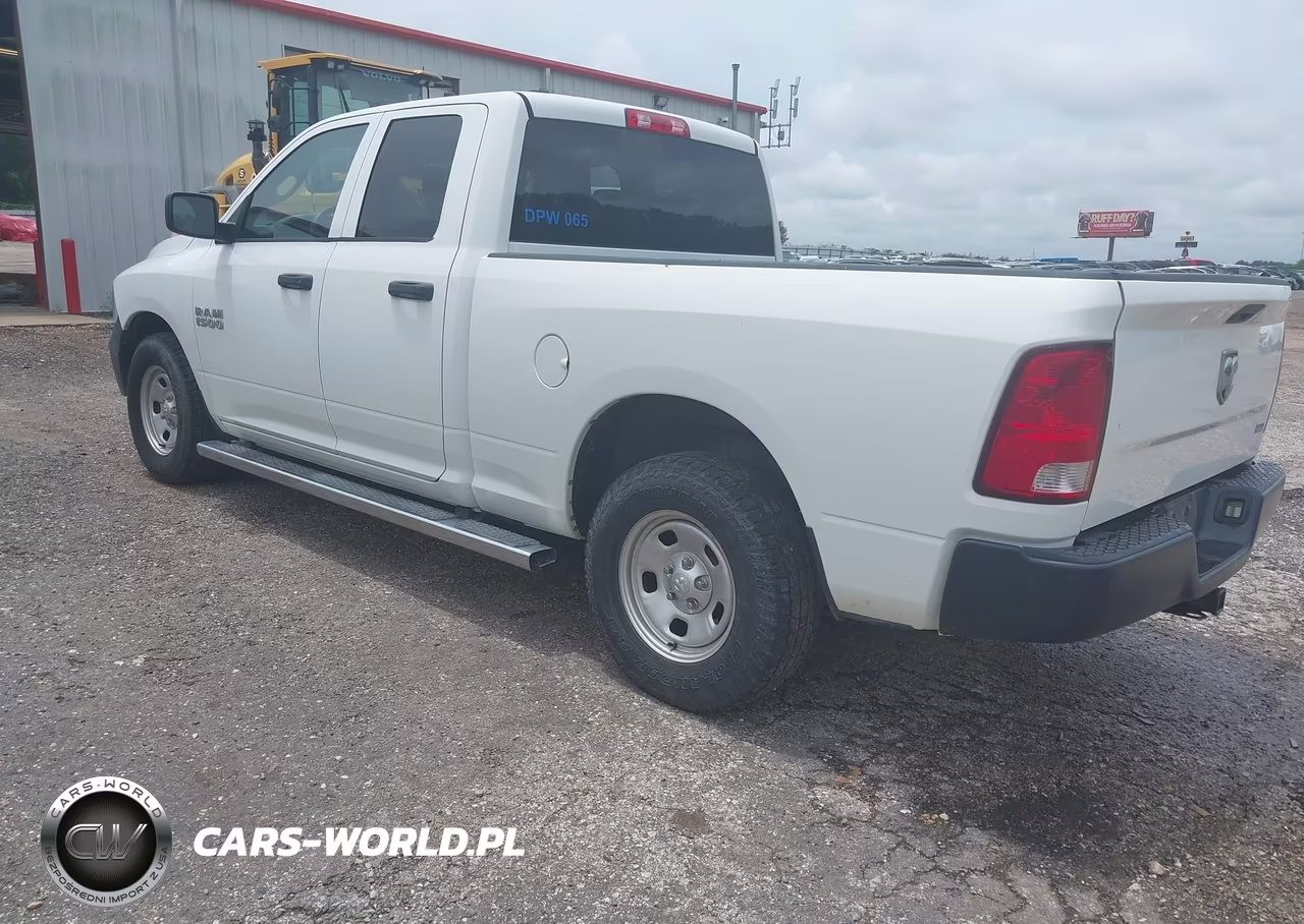 2018 Ram 1500 VIN:1C6RR6FG2JS303606 - 3