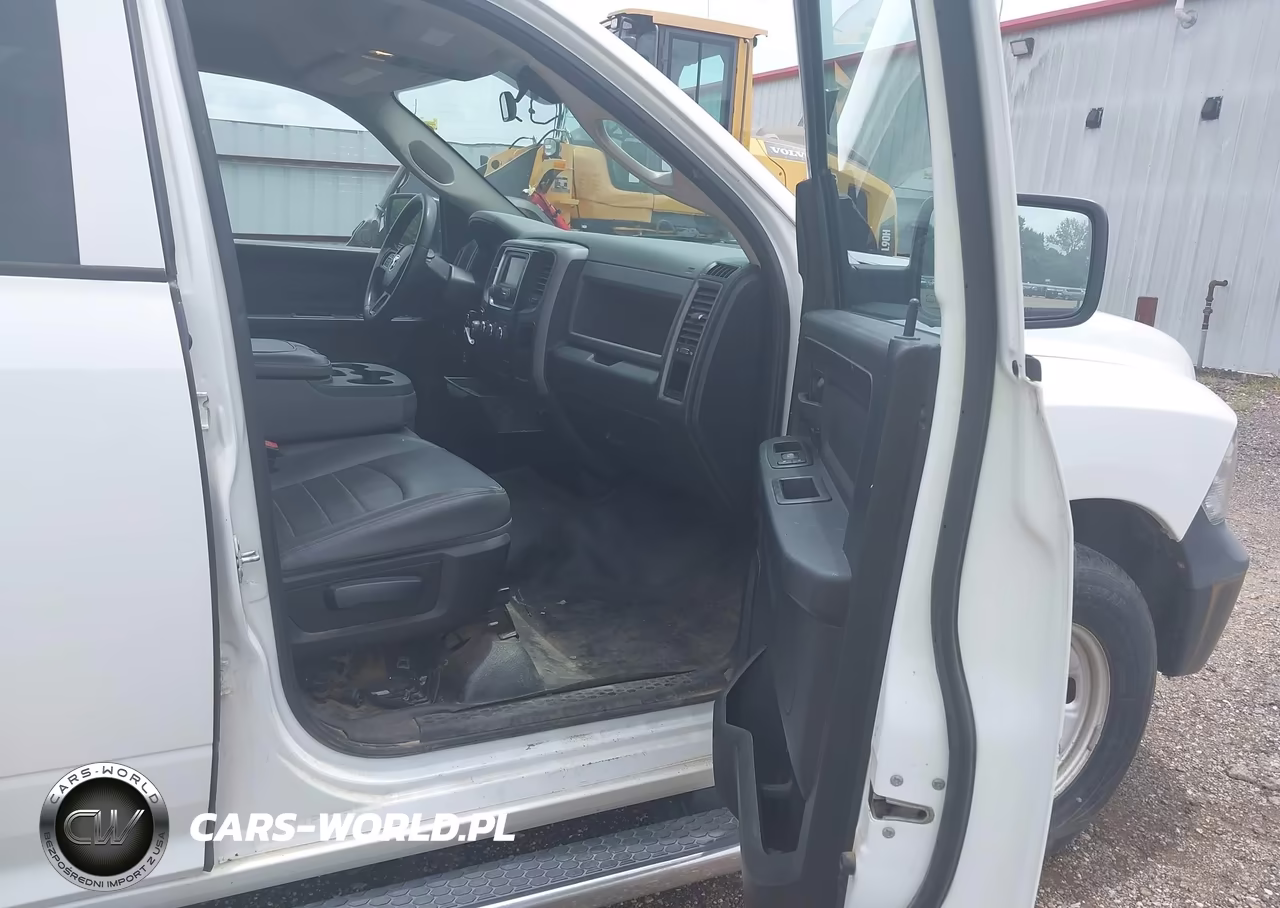 2018 Ram 1500 VIN:1C6RR6FG2JS303606 - 5