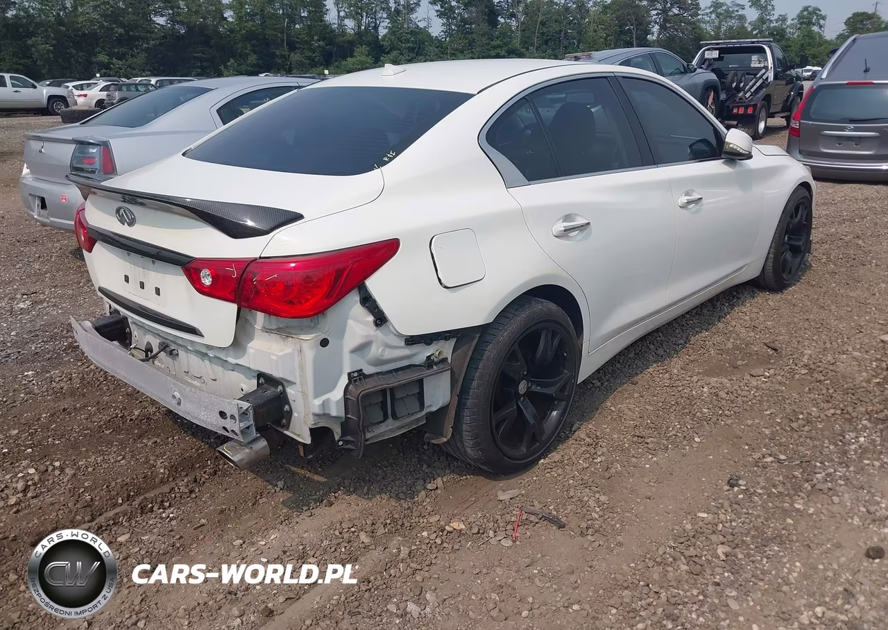 2015 Infiniti Q50 Premium VIN:JN1BV7AR4FM421529 - 4