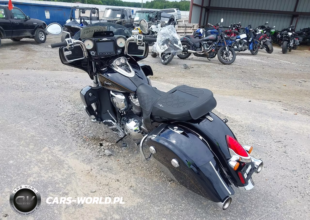 2025 Indian Motorcycle Co. Roadmaster Elite VIN:56KTREBB4S3433833 - 3