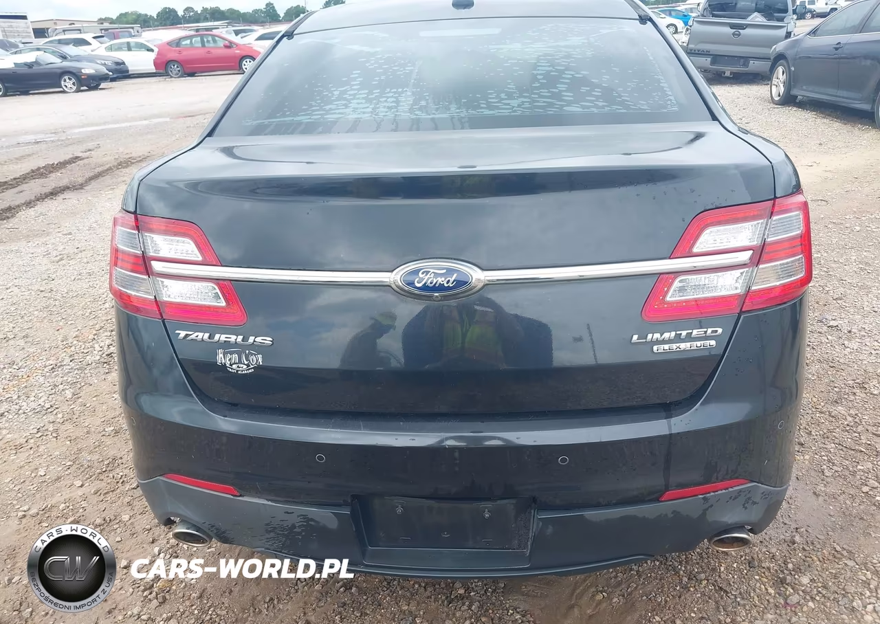 2015 Ford Taurus Limited VIN:1FAHP2F8XFG173313 - 16