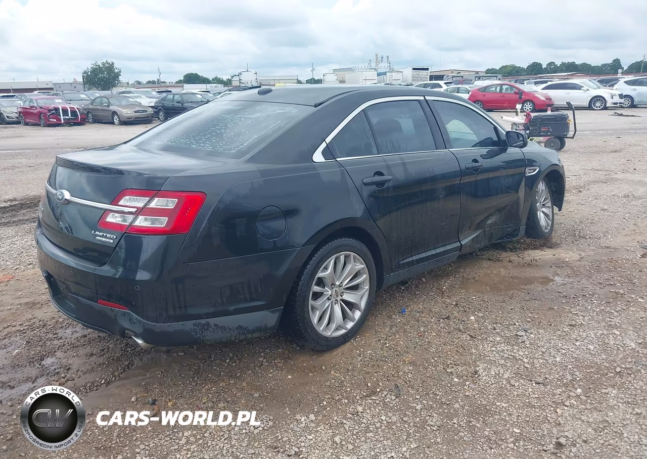 2015 Ford Taurus Limited VIN:1FAHP2F8XFG173313 - 4