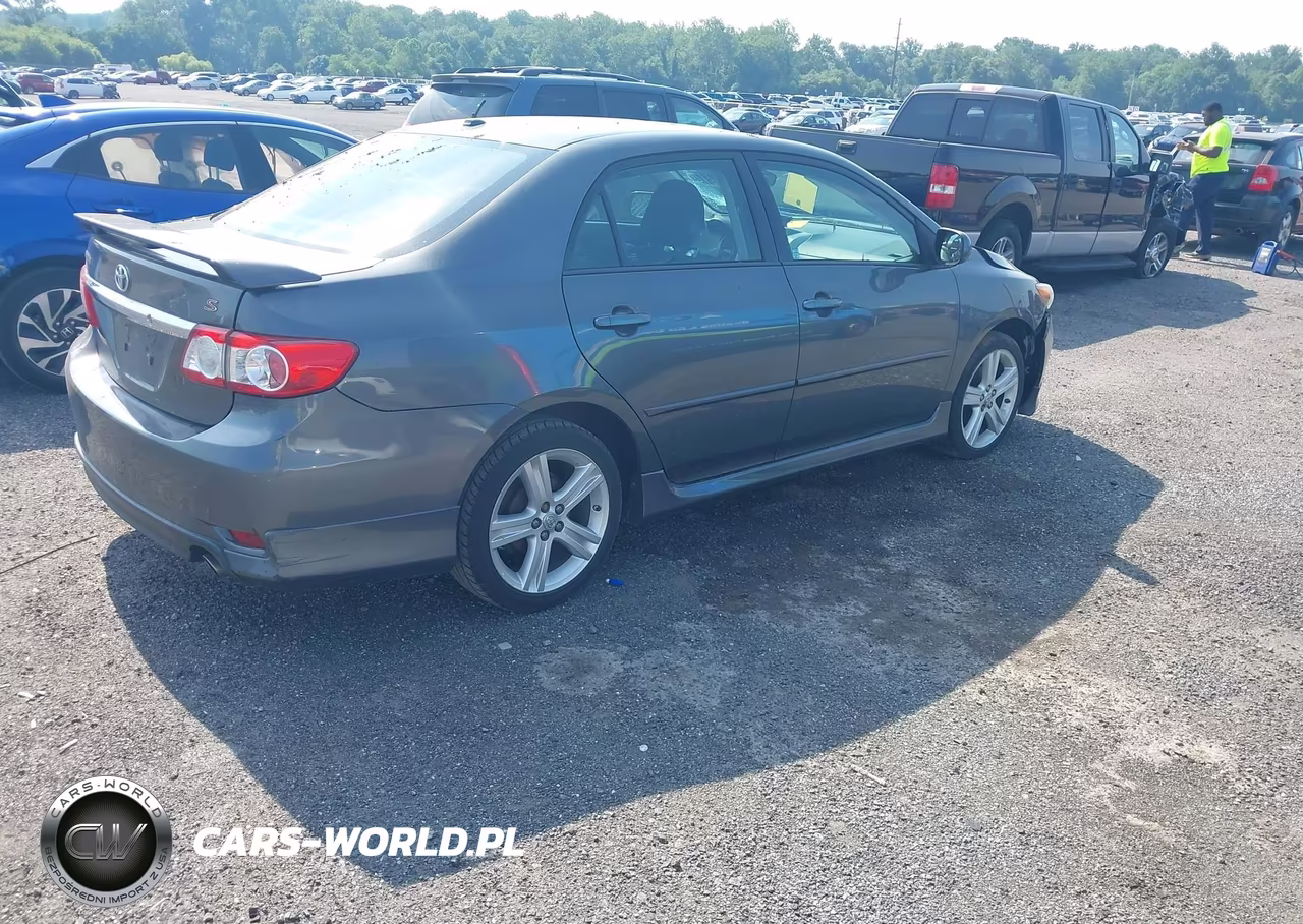 2013 Toyota Corolla S VIN:2T1BU4EE7DC948268 - 4