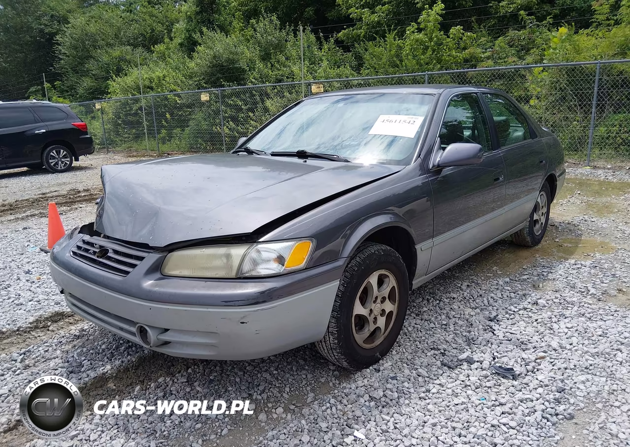 1999 Toyota Camry Le VIN:4T1BG22K8XU422692 - 2
