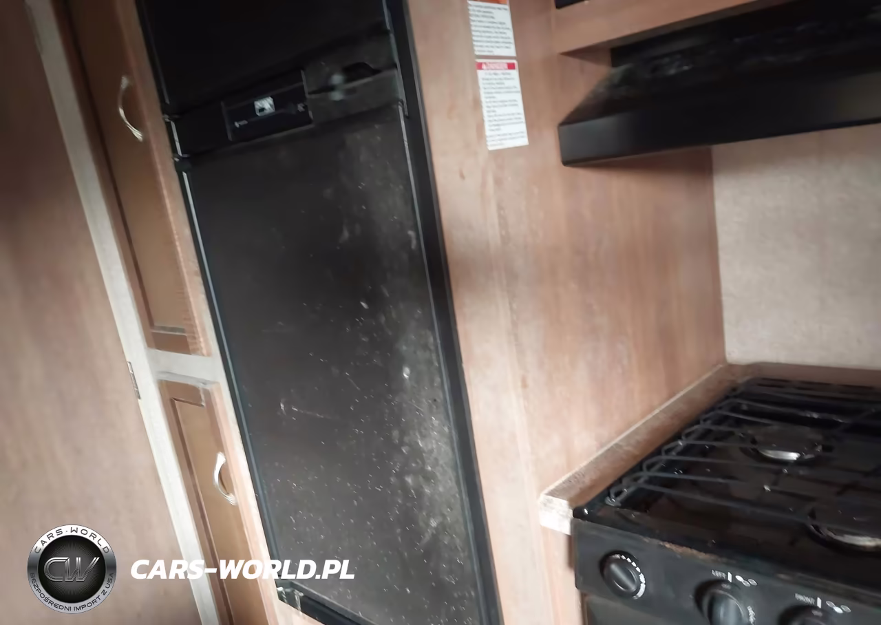 2017 Coachmen Catalina 231Rb VIN:5ZT2CAMB8HA027159 - 7